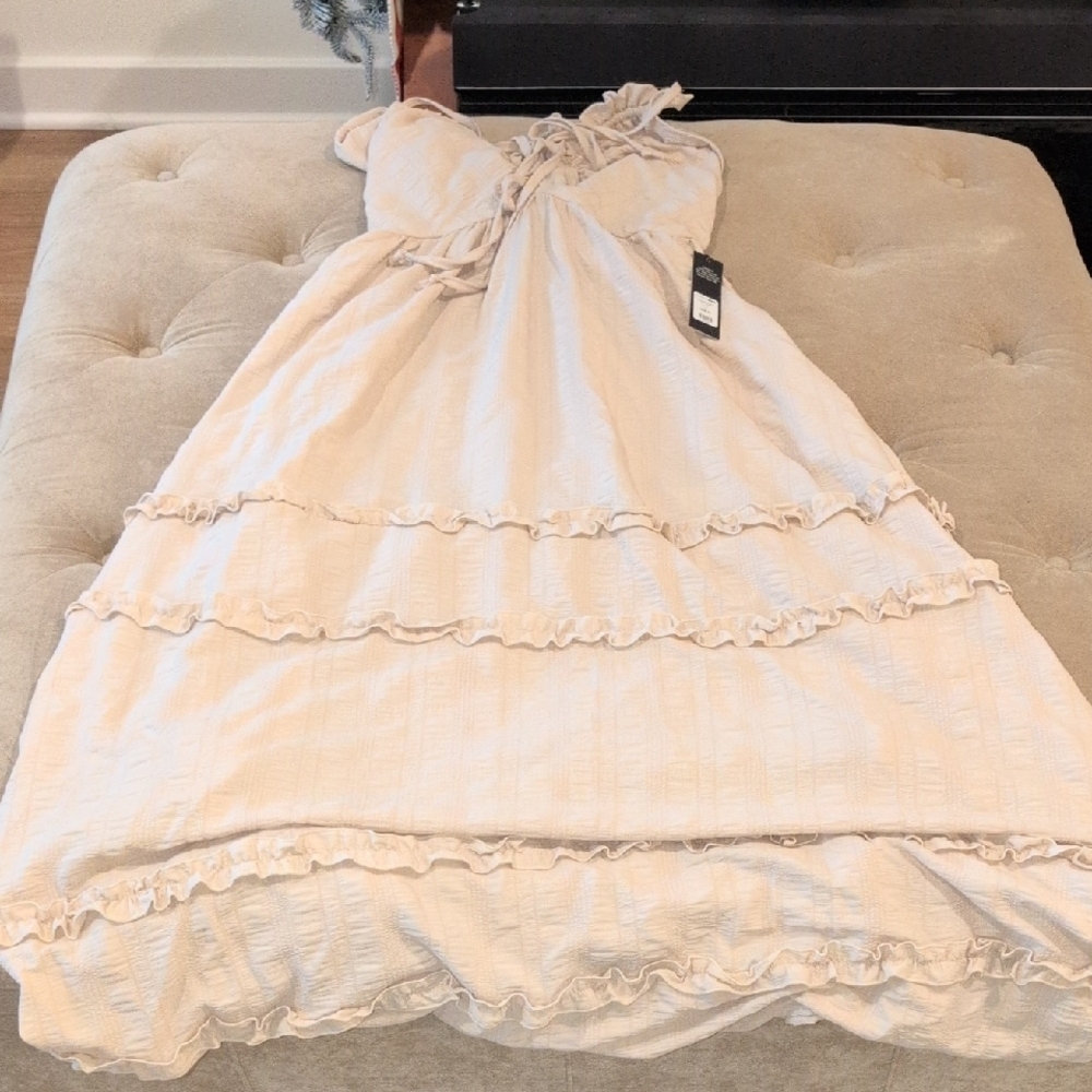 Fashion Nova Cream Maxi Dress